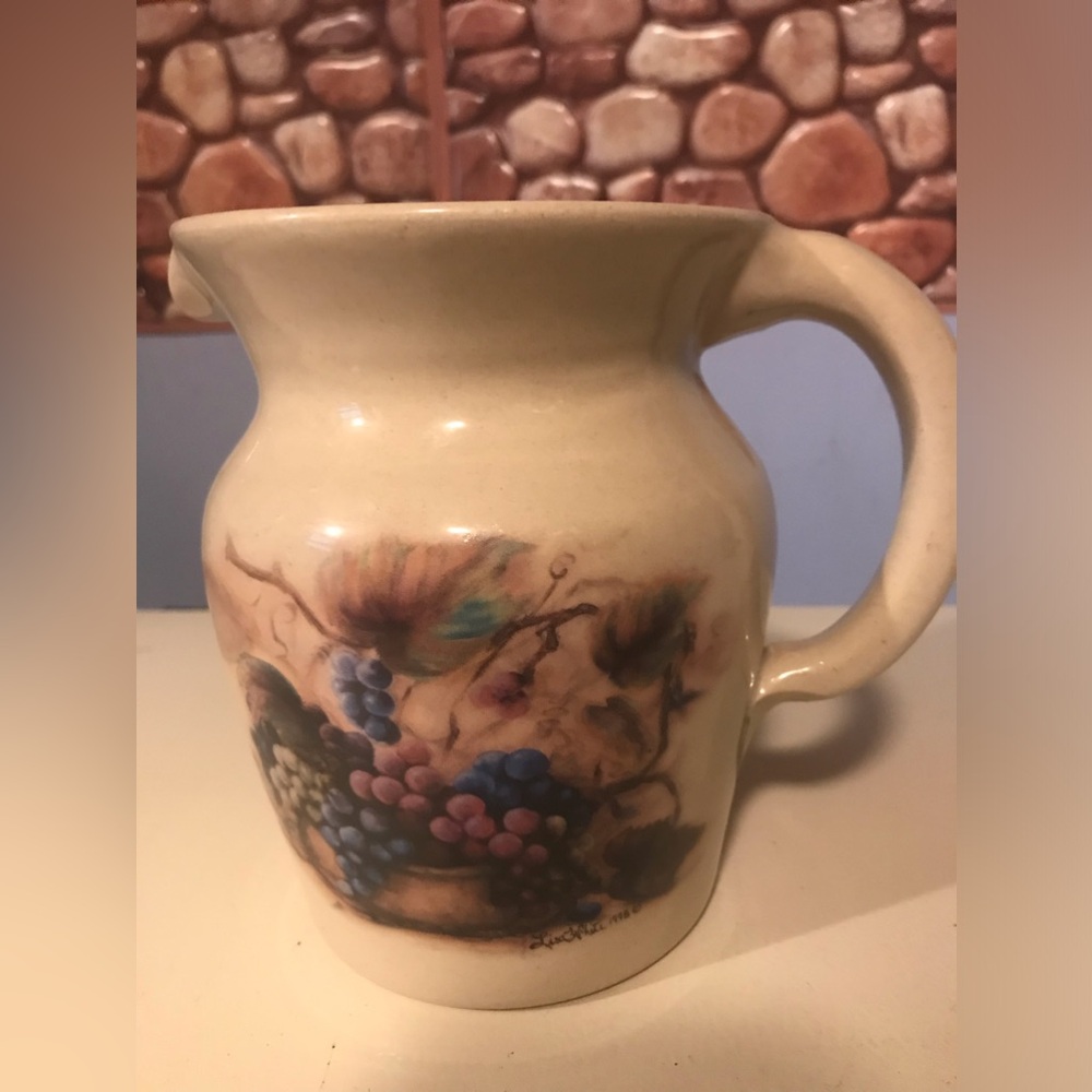 Vintage~Yesteryears Hand-Turned 6” Ivory & Grapes Pitcher~MINT~Ships Same Day